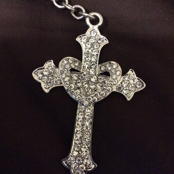 na Accessories - Cross with ❤️ heart key chain/purse charm
